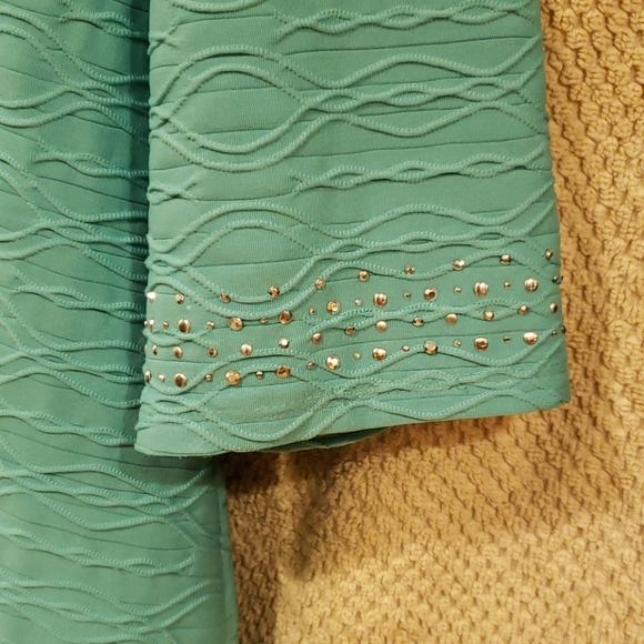 JM Collection Top - Picture 3 of 8